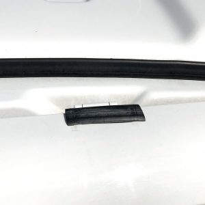 Klebt nicht und ist einfach entfernbar: Fahrradschlauch statt Klebefolie