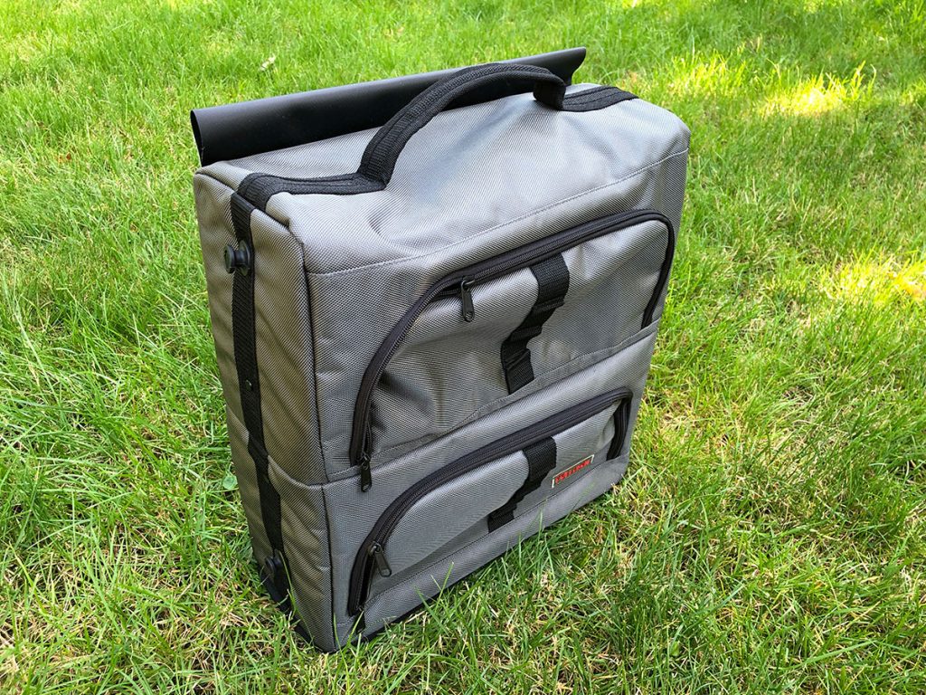 Felleisen Fenstertasche steht auch alleine